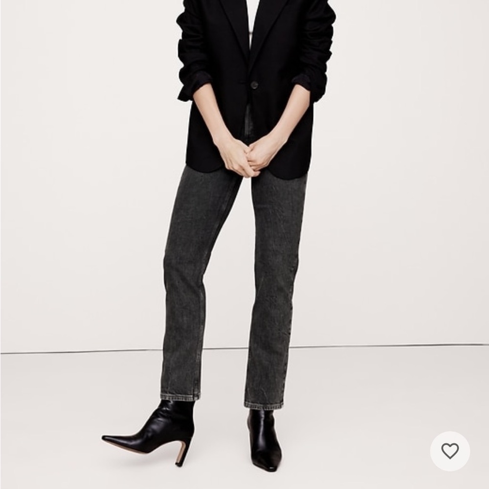 NWT Banana Republic High-Rise Straight Jeans.